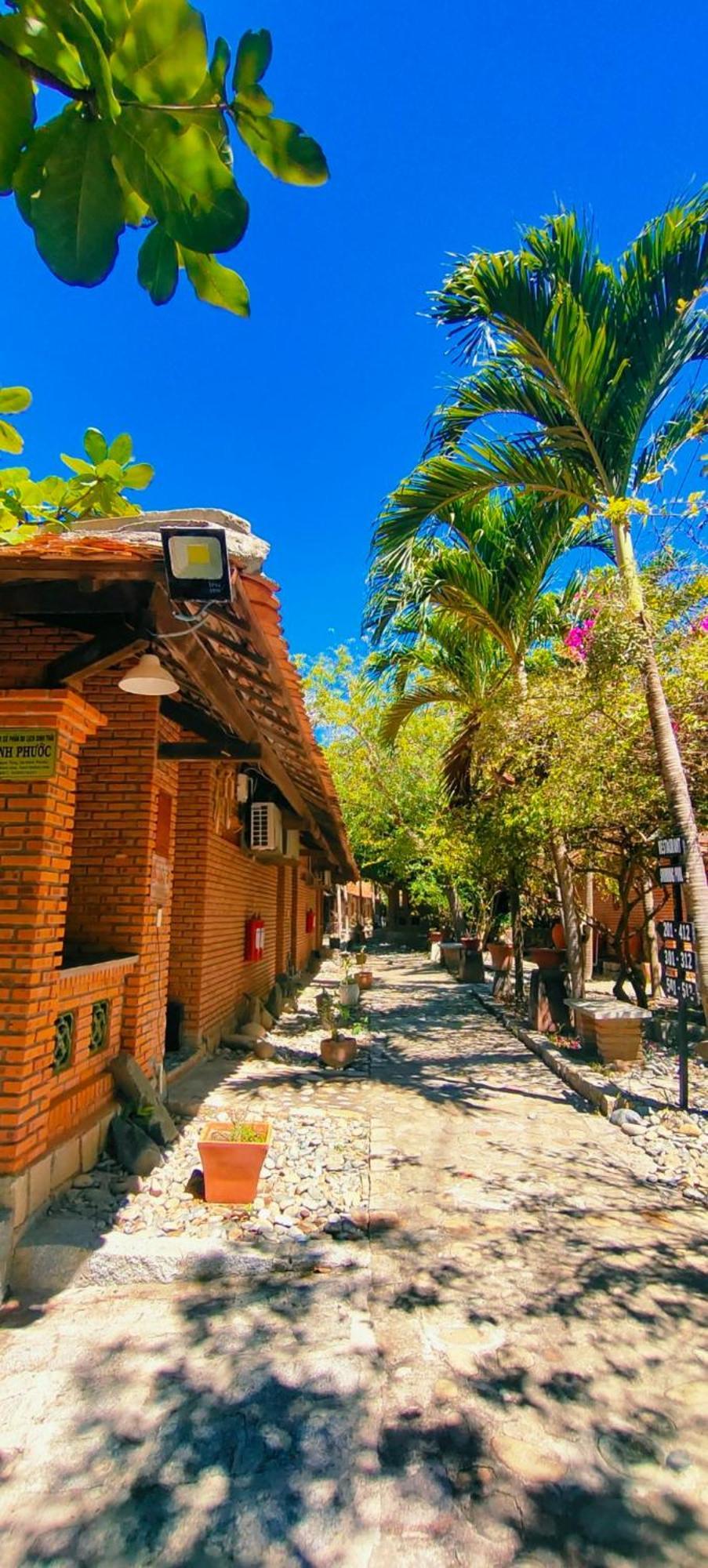 Wild Beach Boutique Resort Ninh Phuoc ภายนอก รูปภาพ