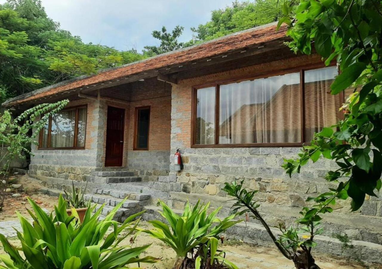 Wild Beach Boutique Resort Ninh Phuoc ภายนอก รูปภาพ