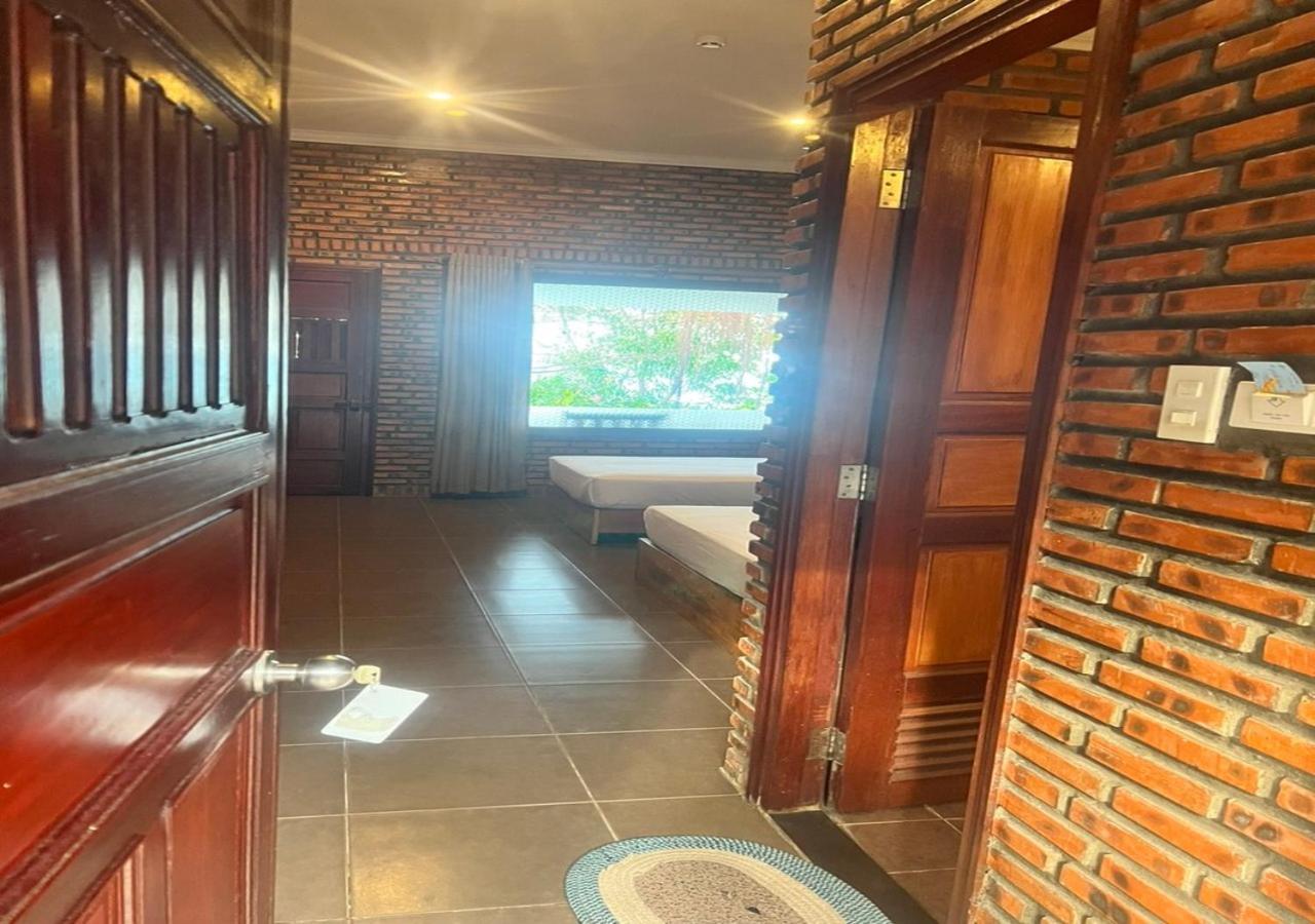 Wild Beach Boutique Resort Ninh Phuoc ภายนอก รูปภาพ