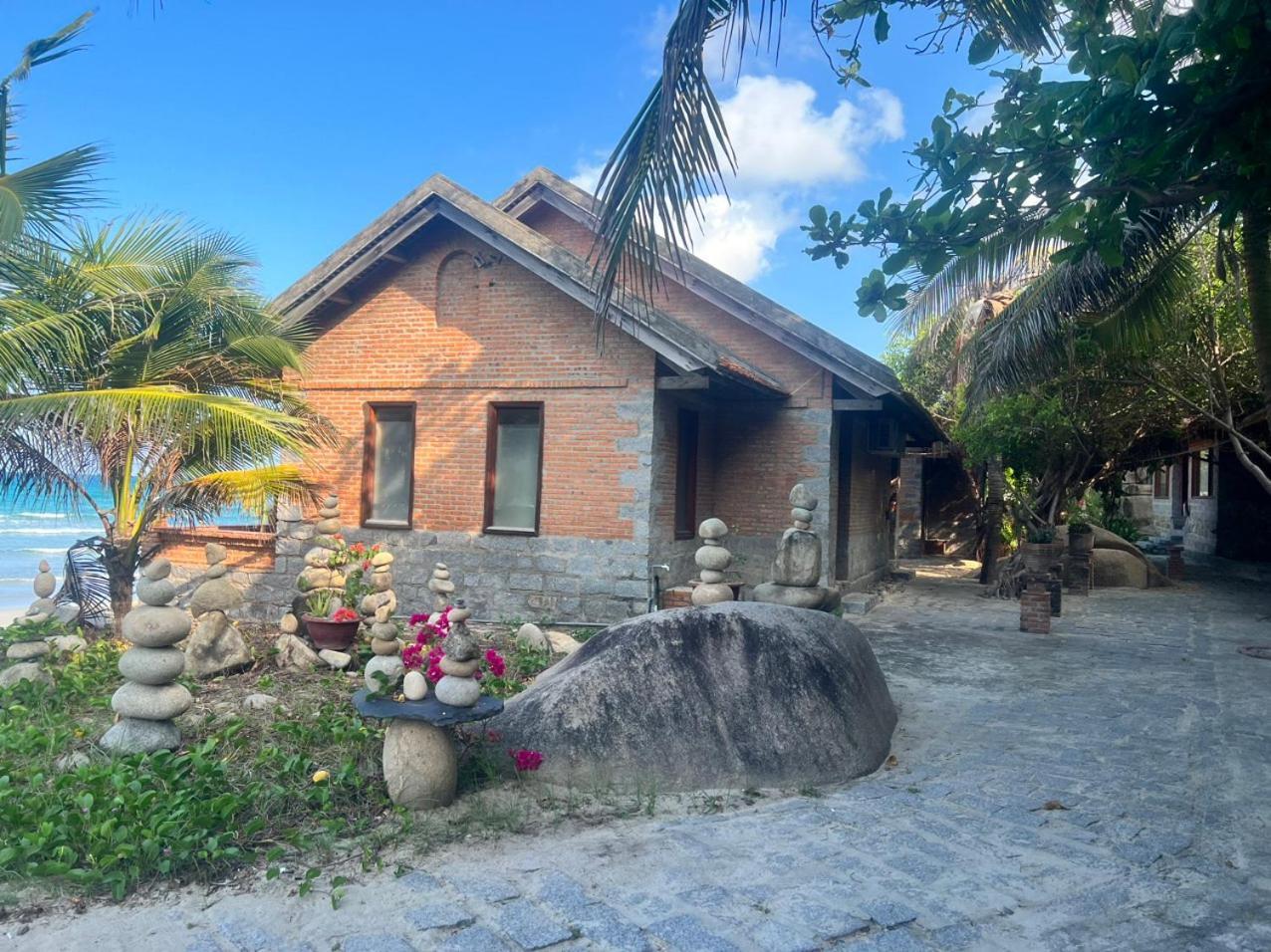Wild Beach Boutique Resort Ninh Phuoc ภายนอก รูปภาพ