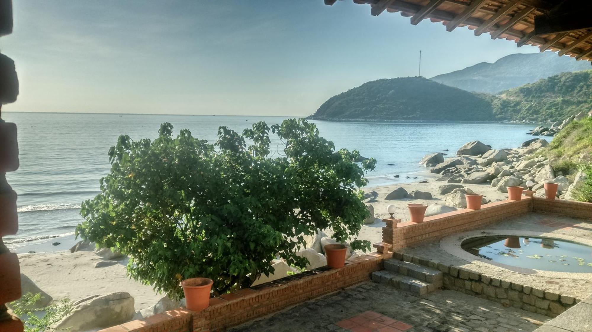 Wild Beach Boutique Resort Ninh Phuoc ภายนอก รูปภาพ