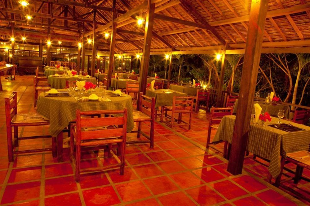 Wild Beach Boutique Resort Ninh Phuoc ร้านอาหาร รูปภาพ